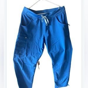 Figs Scrubs 🎉 TOP AND BOTTOM 🎉